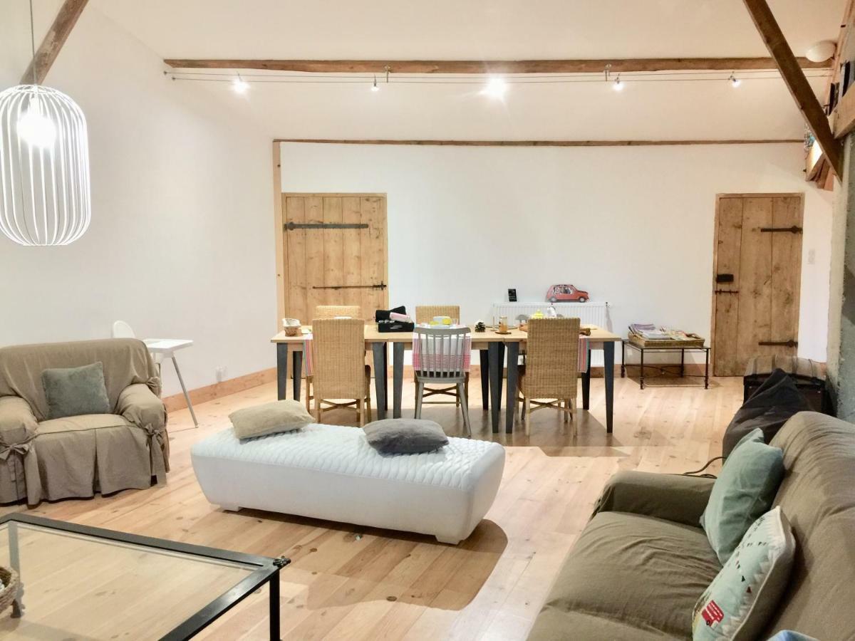 Anneyron Magnificent Renovated Farmhouse - 10 Min A7 - 아파트 외부 사진
