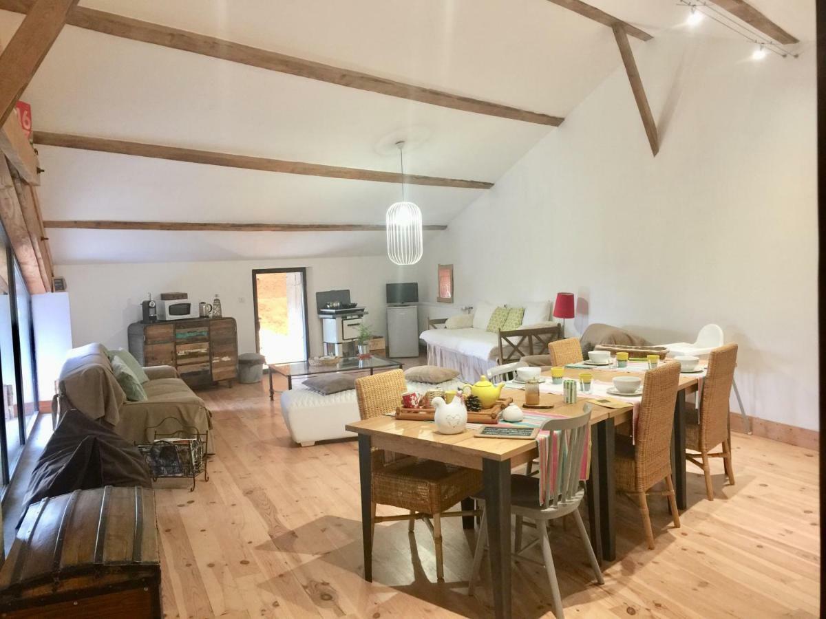 Anneyron Magnificent Renovated Farmhouse - 10 Min A7 - 아파트 외부 사진
