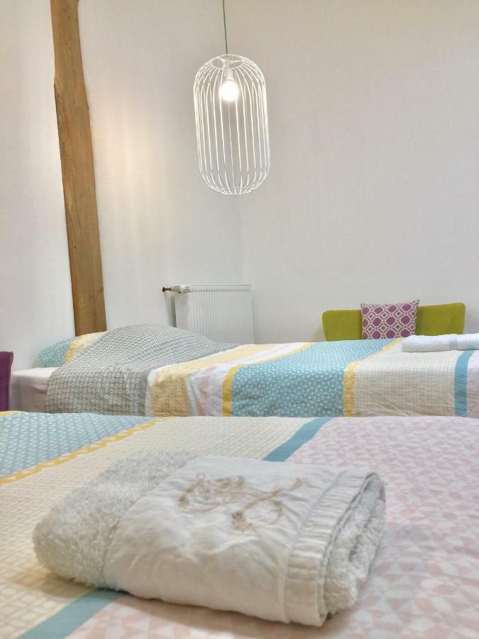 Anneyron Magnificent Renovated Farmhouse - 10 Min A7 - 아파트 외부 사진