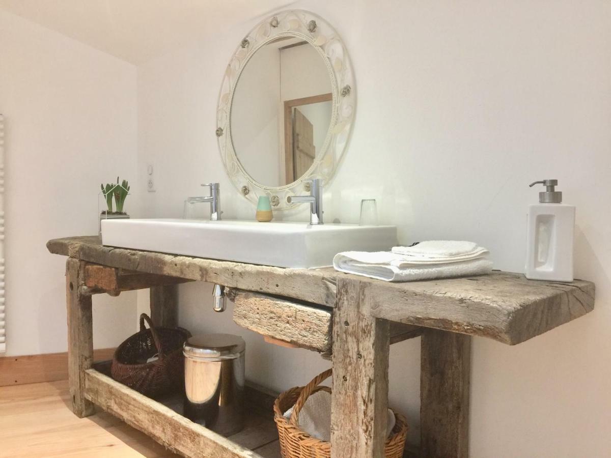 Anneyron Magnificent Renovated Farmhouse - 10 Min A7 - 아파트 외부 사진